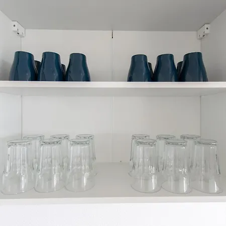 Tolstov - 2 - Balcony - Kitchen - Washing Machine - Next To Cologne Appartement