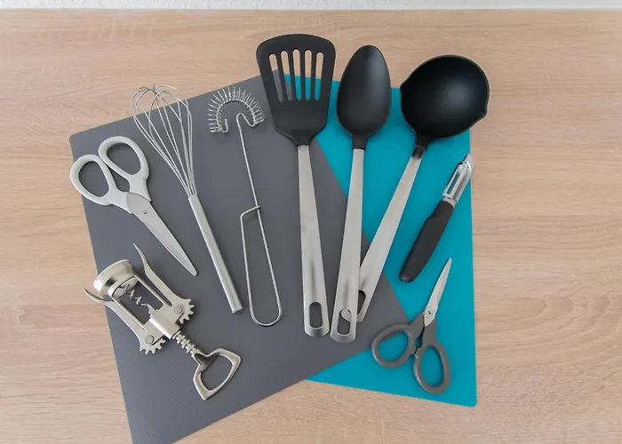 Tolstov - 2 - Balcony - Kitchen - Washing Machine - Next To Cologne Lejlighed *