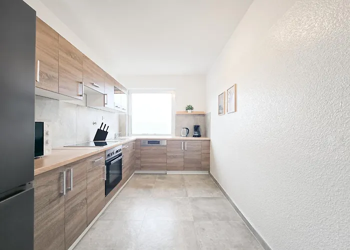 Tolstov - 2 - Balcony - Kitchen - Washing Machine - Next To Cologne