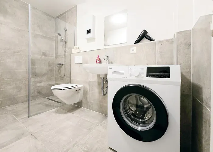 Tolstov - 2 - Balcony - Kitchen - Washing Machine - Next To Cologne Frechen